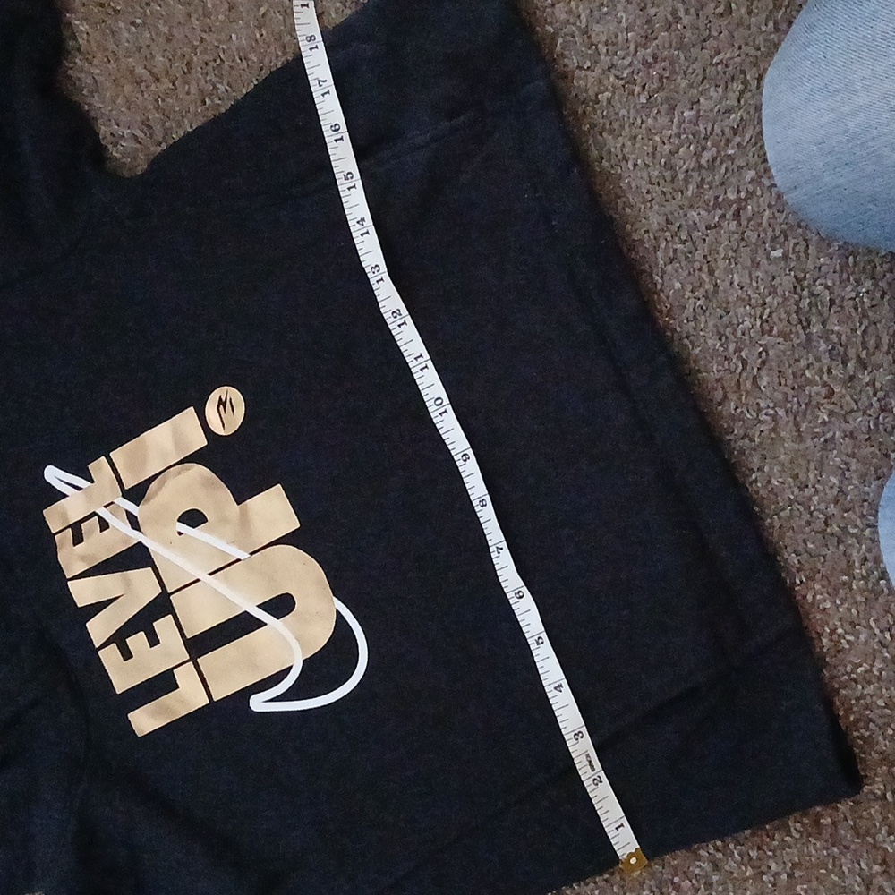 Nike Black And Gold Hooded Sweat Shirt Size Large - Picture 13 of 14